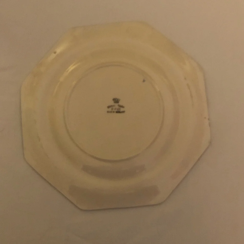 Wedgwood Etruria Yellow Floral Dessert/Sandwich/Salad Plates; Octagonal; PRETTY - Picture 2 of 6